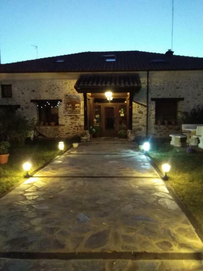 Caserón Trastamara Rascafría Exterior foto